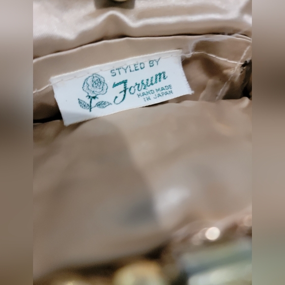 Elegant Gold Beaded Women's Bag - Picture 2 of 5